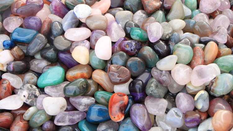 Become a Certified Crystal Therapist